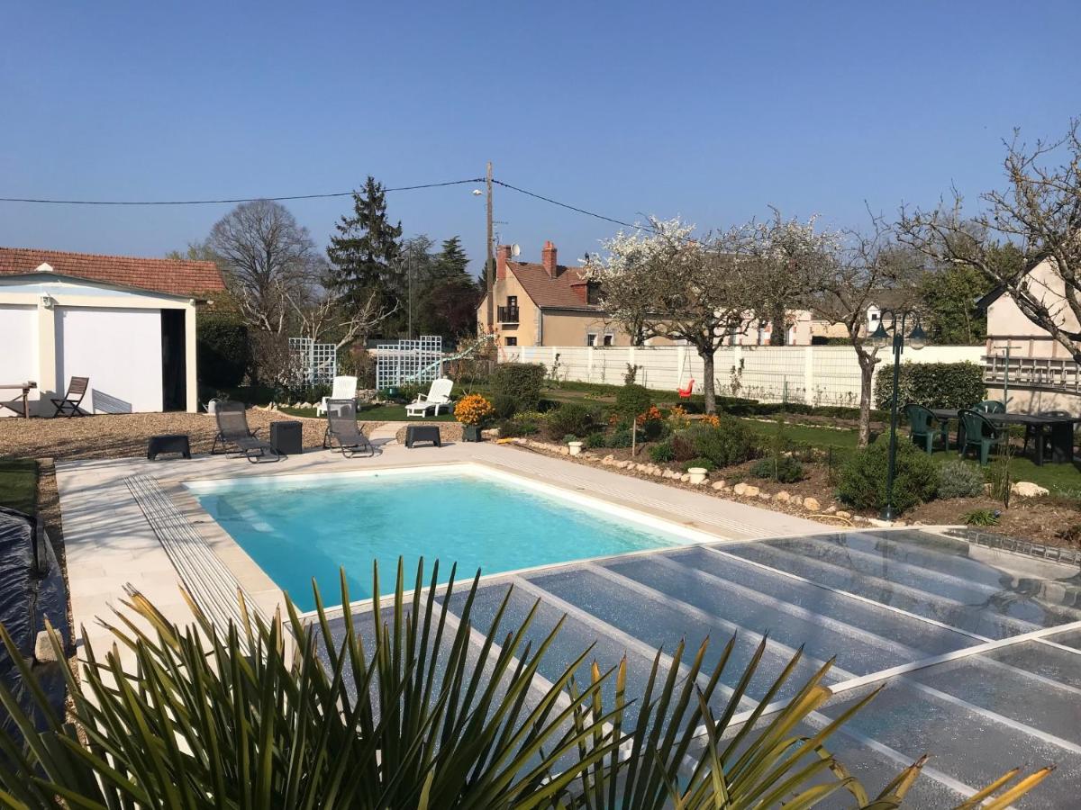 Gite Chalet-Piscine "Belle-Etoile" Touraine Anjou クルセル・ドゥ・トゥレーヌ エクステリア 写真