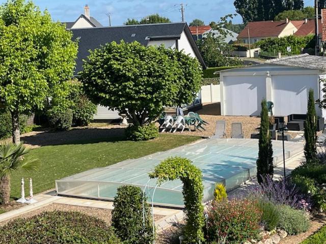 Gite Chalet-Piscine "Belle-Etoile" Touraine Anjou クルセル・ドゥ・トゥレーヌ エクステリア 写真